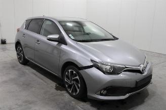 Toyota Auris  picture 2