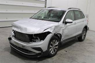 Damaged car Volkswagen Tiguan  2023/7