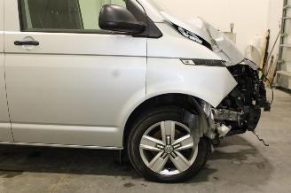Volkswagen Transporter T6 picture 6