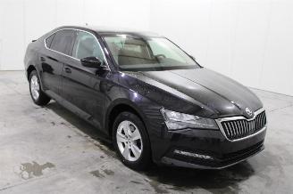 Skoda Superb  picture 2