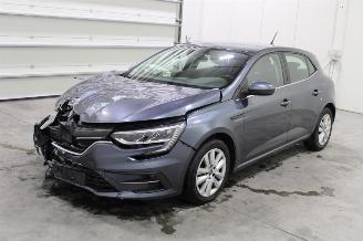 Damaged car Renault Mégane Megane 2021/7