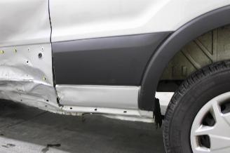 Ford Transit  picture 23