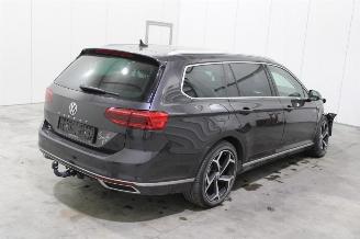 Volkswagen Passat  picture 3