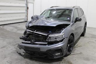 Unfallwagen Volkswagen Tiguan  2021/3