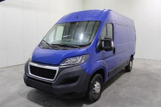 Vaurioauto  passenger cars Peugeot Boxer  2019/8
