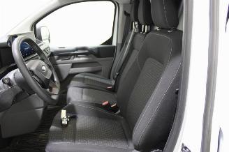 Ford Transit  picture 11