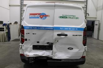 Ford Transit  picture 8