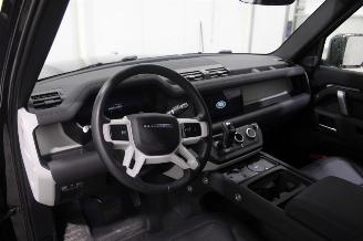 Land Rover Defender  picture 10