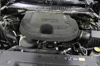 Land Rover Defender  picture 14