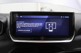 Peugeot 208  picture 12