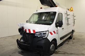 krockskadad bil auto Renault Master  2021/10
