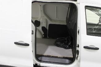 Renault Express  picture 20