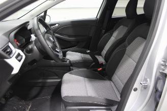 Renault Clio  picture 11
