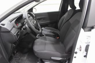 Dacia Sandero  picture 11