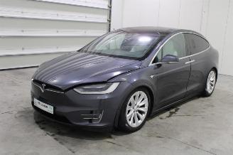 Uttjänta bilar auto Tesla Model X  2018/3