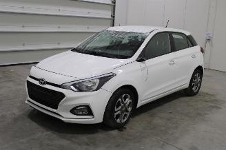 uszkodzony samochody osobowe Hyundai I-20 i20 2020/1
