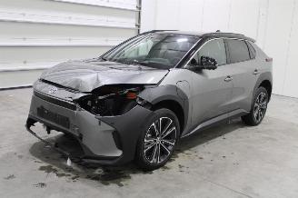 Vaurioauto  passenger cars Toyota bZ4X  2025/5