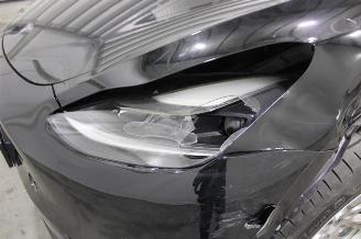 Tesla Model Y  picture 6