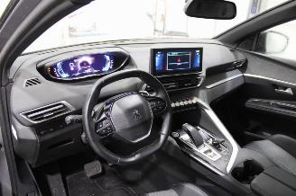 Peugeot 3008  picture 8