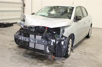 Vaurioauto  passenger cars Opel Corsa  2024/8