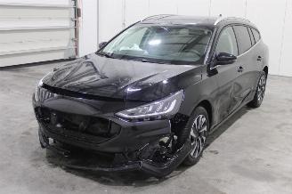 Voiture accidenté Ford Focus  2024/3