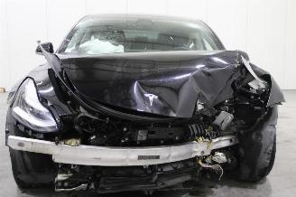 Tesla Model 3  picture 6