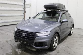 Schadeauto Audi Q5  2020/8