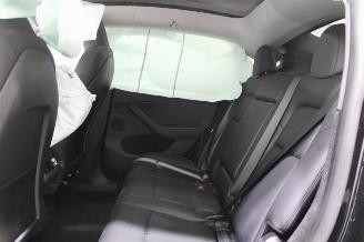 Tesla Model Y  picture 11