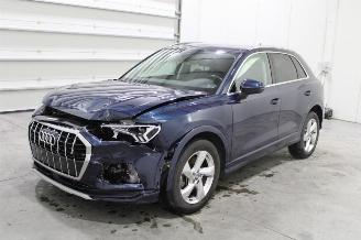 uszkodzony samochody osobowe Audi Q3  2019/5