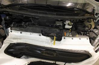 Ford Transit  picture 14