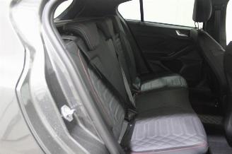 Ford Focus  picture 11