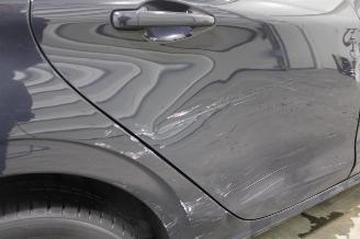 Peugeot 208  picture 9