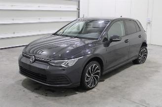 uszkodzony samochody osobowe Volkswagen Golf  2023/3