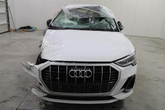 Audi Q3  picture 6