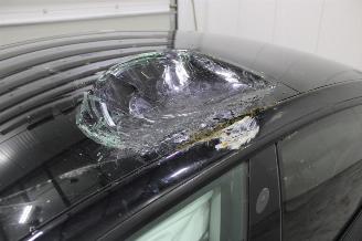 Tesla Model 3  picture 5