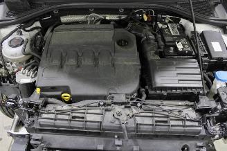 Volkswagen T-Roc  picture 15