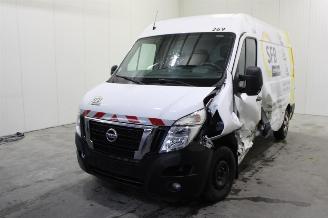 uszkodzony samochody osobowe Nissan Interstar  2023/12
