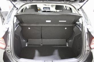 Toyota Yaris IV (2020) picture 17