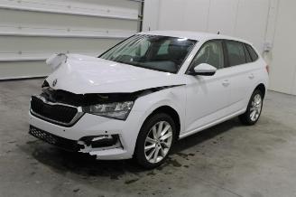 Schadeauto Skoda Scala  2020/12