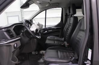 Ford Transit  picture 11