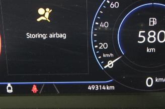 Volkswagen T-Roc  picture 13