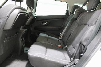 Renault Scenic  picture 12