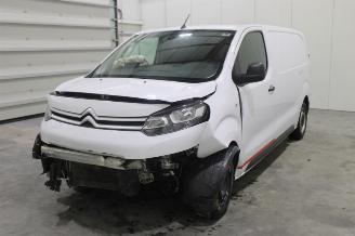 skadebil auto Citroën Jumpy  2023/4