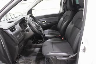 Renault Express  picture 9