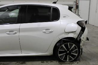 Peugeot 208  picture 5