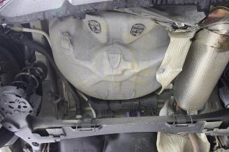 Peugeot 208  picture 22