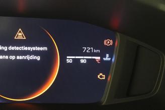 Peugeot 2008  picture 12