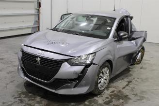 Salvage car Peugeot 208  2020/2