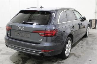 Audi A4  picture 4