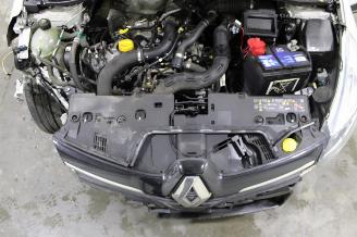 Renault Clio  picture 15